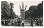 LOURDES  LA VIERGE COURONNEE - Holy Places