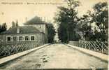 Pont De Chéruy   Rue  Republique  Et Mairie - Pont-de-Chéruy