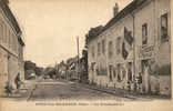 PONT-SAINT-MAXENCE LA GENDARMERIE  GENDARME AVEC ENFANTS - Pont Sainte Maxence