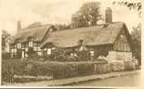 Britain United Kingdom Anne Hathaway's Cottage Stratford-upon-Avon Old Unused Postcard [P1506] - Stratford Upon Avon