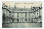 MERY - Le Château - La Cour D'Honneur - Mery Sur Oise