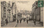 CHAUMONT-EN-VEXIN RUE DE PARIS ET LA POSTE  TRES ANIMEE - Chaumont En Vexin