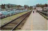 Weirs Beach NH New Hampshire, Boardwalk Lake Winnipesaukee, Autos, Train Tracks, On C1950s Vintage Postcard - Autres & Non Classés