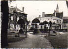 CPM 36 LA CHATRE - Jardin De L Hotel De Ville - La Chatre