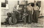 JEEP Carte Photo Groupe De Militaires Et Leur Jeep Gros Plan - Sonstige & Ohne Zuordnung