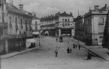 La Place De La Mairie - Sable Sur Sarthe