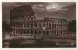 8667      Italia   Roma   Il  Colosseo   VG  1942 - Colisée