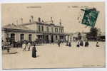 FLERS--env 1910--La Gare (très Animée,attelages) Série La Normandie-n° 59 éd Levasseur - Flers