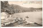 63 -    Mont-Dore  -  Le Lac  PAVIN   - Animée  Promenade En Barque - Besse Et Saint Anastaise