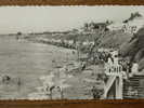 44 - THARON-PLAGE - La Plage Et Le Boulevard De L´Océan. (CPSM) - Tharon-Plage