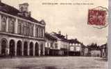 52 ---  Montier - En - Der --- Hotel De Ville -- La Place Et Rue De L´Isle - Montier-en-Der