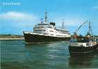 BATEAU .CPM 10X15 . NAPOLI . GARE MARITIME .  LE " DA VINCI " A QUAI - Paquebots