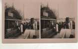 PARIS  ??  SUR LE DEBARCADERE - Stereoscope Cards