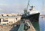 Seine Maritime - Le Havre , Le Paquebot " France"  Au Quai Johannès Couvert Et La C G Transatlantique 1964 - Port