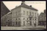 CPA  ANCIENNE- FRANCE- BEAUMONT-SUR-OISE (95)- PLACE DE L'HOTEL DE VILLE AVEC ANIMATION- COMMERCES - Beaumont Sur Oise