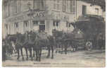 Carte Postale Ancienne Grandvilliers - Maison Gaudefroy. Beauvais. Voiture De Livraisons - Attelage, Café Patin - Grandvilliers