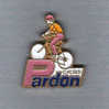 Pin's  CYCLISME   Cycles  PARDON  à  BESANÇON  ( 25 ) - Ciclismo