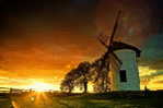 A58-39  @    Windrmill Mill Moulin à Vent   Windmolen  , ( Postal Stationery , Articles Postaux ) - Windmills