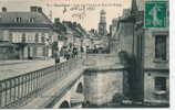 DOULLENS - Pont De L'Authie Et Rue Du Bourg - Doullens