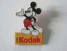 Pin  S Kodak En Mousse -  Disney - - Photographie