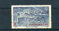 - FRANCE MADAGASCAR . POSTE AERIENNE 1946 OBLITERE - Airmail