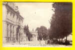 QUAI CHARTRONS & HOTEL DE VILLE = PAUILLAC Dép 33 GIRONDE - MAIRIE   A03 - Pauillac