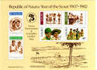 Ile Nauru.  75 Ans Du Scoutisme.  Un  Bloc Feuillet Neuf ** - Unused Stamps