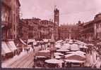 Il Mercato In Piazza Delle Erbe, Verona (Colore Seppia) - Plazas De Mercados