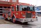 (056) Fire Truck - Fireman - Pompier Et Camion De Pompier - Sapeurs-Pompiers