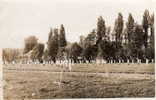 A IDENTIFIER   CP  PHOTO  PARADE SUR TERRAIN   TENUE  SHORT BLANC  FANION - Ginnastica