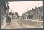 PARGNY SUR SAULX (Marne) La Grande Rue - Petite Animation, Véhicules, Station D´essence - CPSM Petit Format - N° 7393 - Pargny Sur Saulx