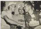 P 179 - PHOTO - 13 Em étape SAINT  GAUDENS - ALBI ROLF GRAF Vainqueur ,Vermeulin Maillot Jaune 8 7 1959 - - Cyclisme