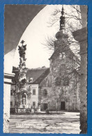 Österreich; Heiligenkreuz; Stiftkirche Und Dreifaltigkeitssäule Von Giuliani - Heiligenkreuz