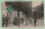 60 - FROISSY -- Avenue Des Tilleuls - état Tache De Rouille - Froissy