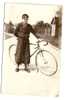 Aulnay-sous-Bois (93) : Jeune Cycliste Dans Un Nouveau Lotisement Env 1940 (animée) PHOTO RARE. - Aulnay Sous Bois