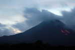 Y02-06 @    Volcano    , ( Postal Stationery , Articles Postaux ) - Volcanes