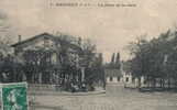 CPA (91)  MENNECY / La Place De La Gare - - Mennecy