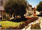 CPM De MOUGINS (06) - La Place De La Mairie - 1980 - Mougins