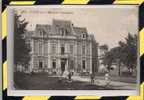 UCCLE. - . LA MAISON COMMUNALE. CARTE ANIMEE. N° 183. - Uccle - Ukkel