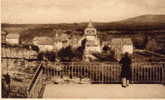 BOZOULS - Le Trou De Bozouls. La Terrasse Surplombant Le Gouffre - Bozouls