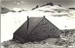 SUISSE - Valais : La Cabane Du Trient Et Les Aiguilles Du Tour - Trient