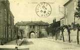 55 . STENAY . LA PORTE DE BOURGOGNE . - Stenay