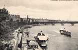 ANGLETERRE - LONDON - Thames Embankment - River Thames
