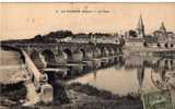 CPA De LA CHARITE Le Pont PEU COURANTE Avec Le Monsieur - La Charité Sur Loire
