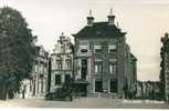 Workum, Stadhuis. Onbeschreven. Auto. Car. Voiture. - Workum