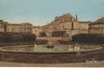 CPSM PONS (Charente Maritime) - Place Du Chateau - Pons