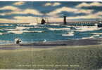 Michigan, MI, Postcard, Lighthouse, Light House On Lake Michigan  Pier  , Grand Haven - Other & Unclassified