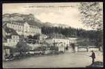 CPA  ANCIENNE- FRANCE- ST-LAURENT-DU-PONT (38)- L'HOPITAL ET LE PONT EN GROS PLAN- PECHEUR A LA LIGNE DEVANT- - Saint-Laurent-du-Pont