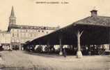 Beaumond De Lomagne  -  La Halle   -  (Legere Dechirure à Droite ) - Beaumont De Lomagne