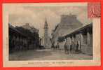 NEUVILLE EN POITOU - Rue Victor Hugo Et Eglise. - Neuville En Poitou